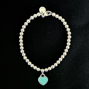 Return to Tiffany® Tiffany Blue® Heart Tag Bead Bracelet
Silver, 4 mm